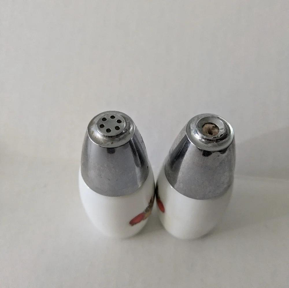 Vintage Gemco Corning Ware Spice Of Life Salt & Pepper Shakers